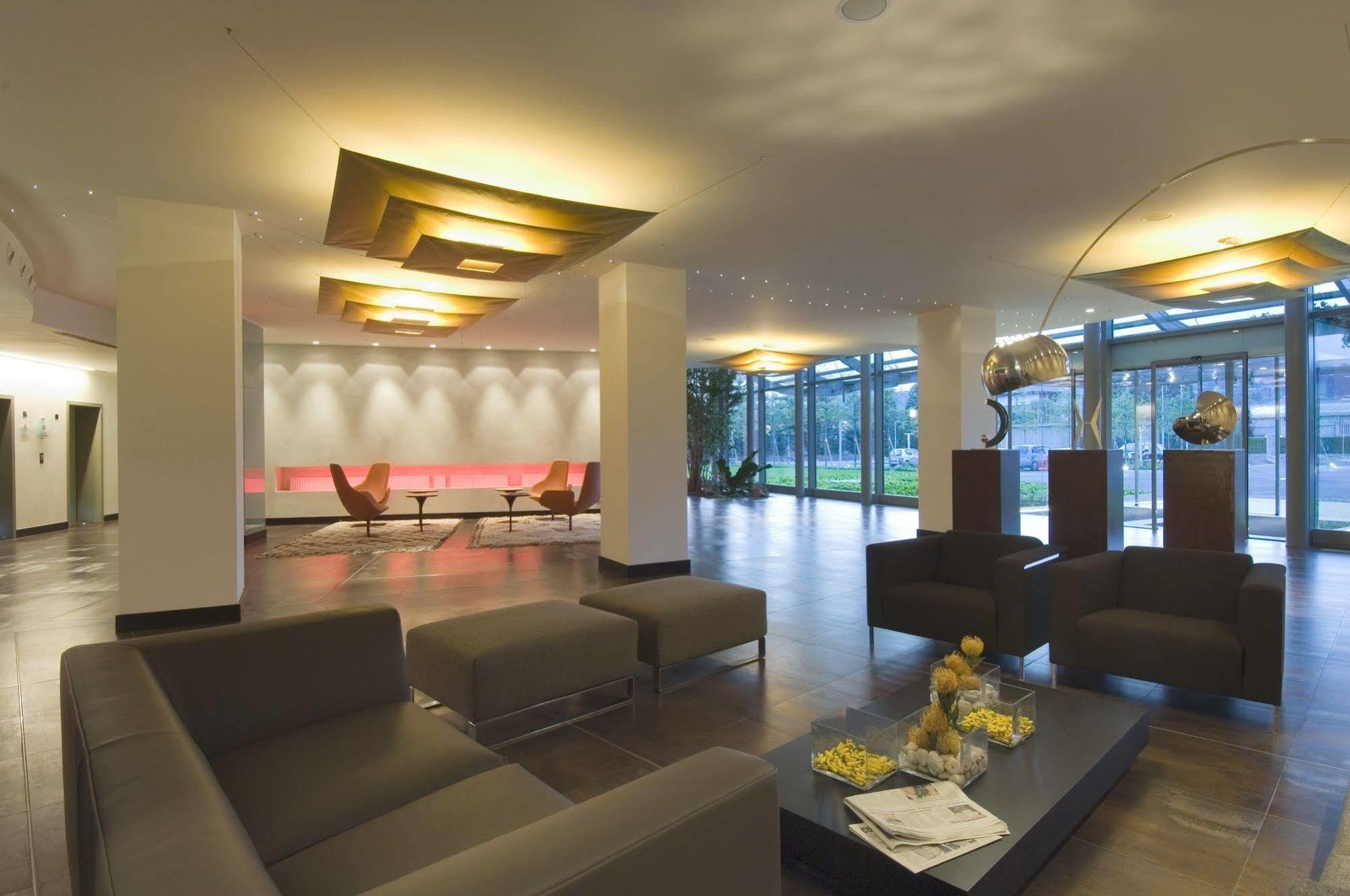 Hotel Cruise Lucino Interno foto