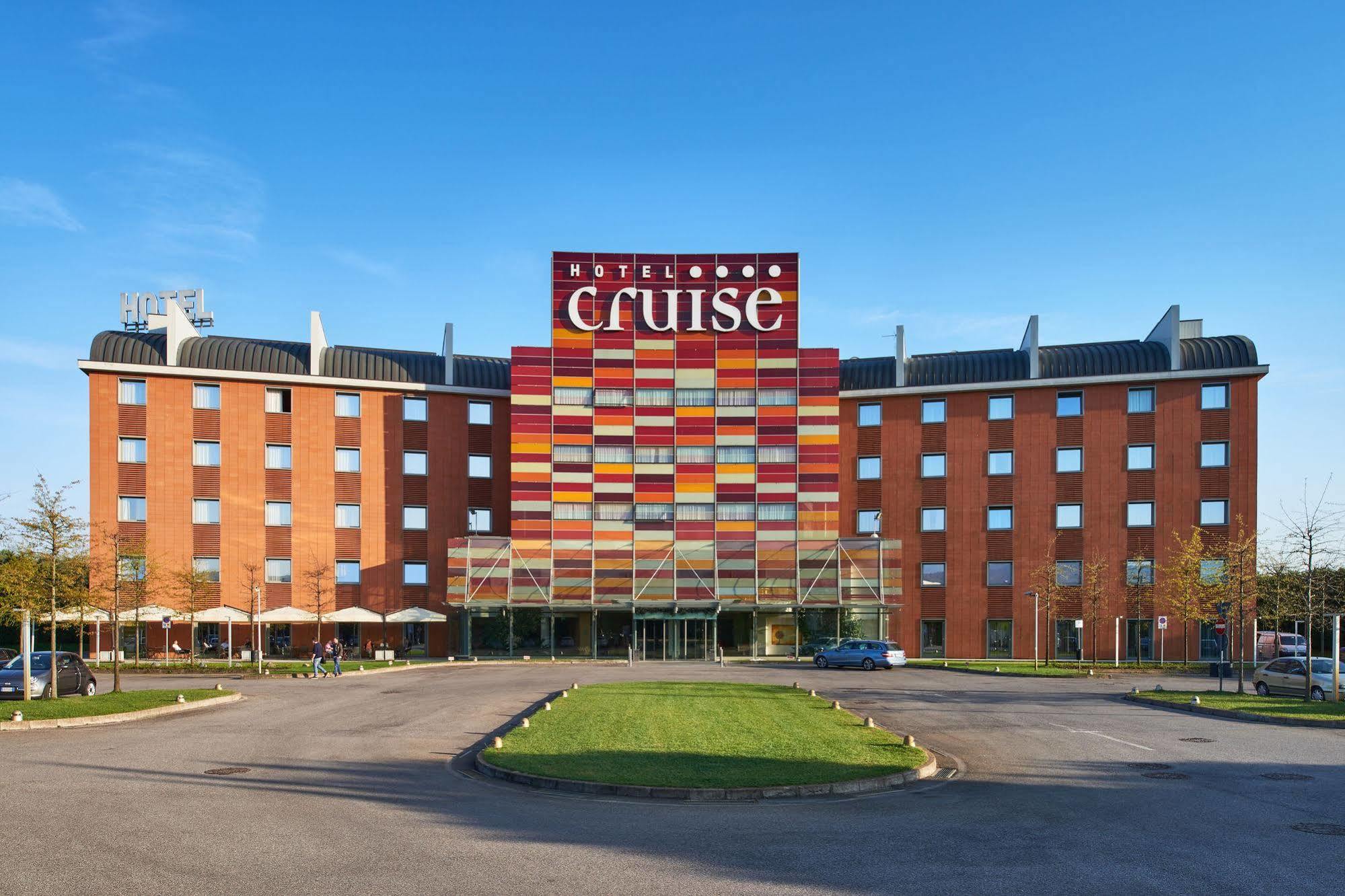 Hotel Cruise Lucino Esterno foto